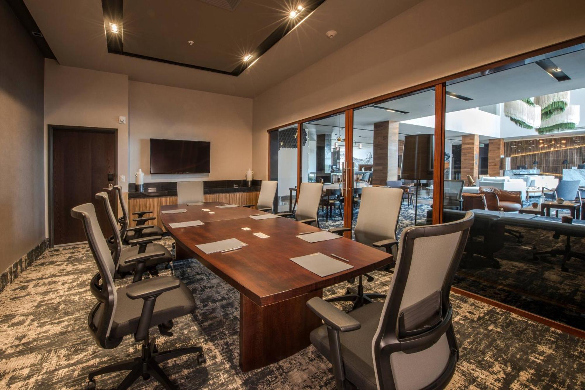 Courtyard By Marriott San Luis Potosi, Los Lagos Екстер'єр фото